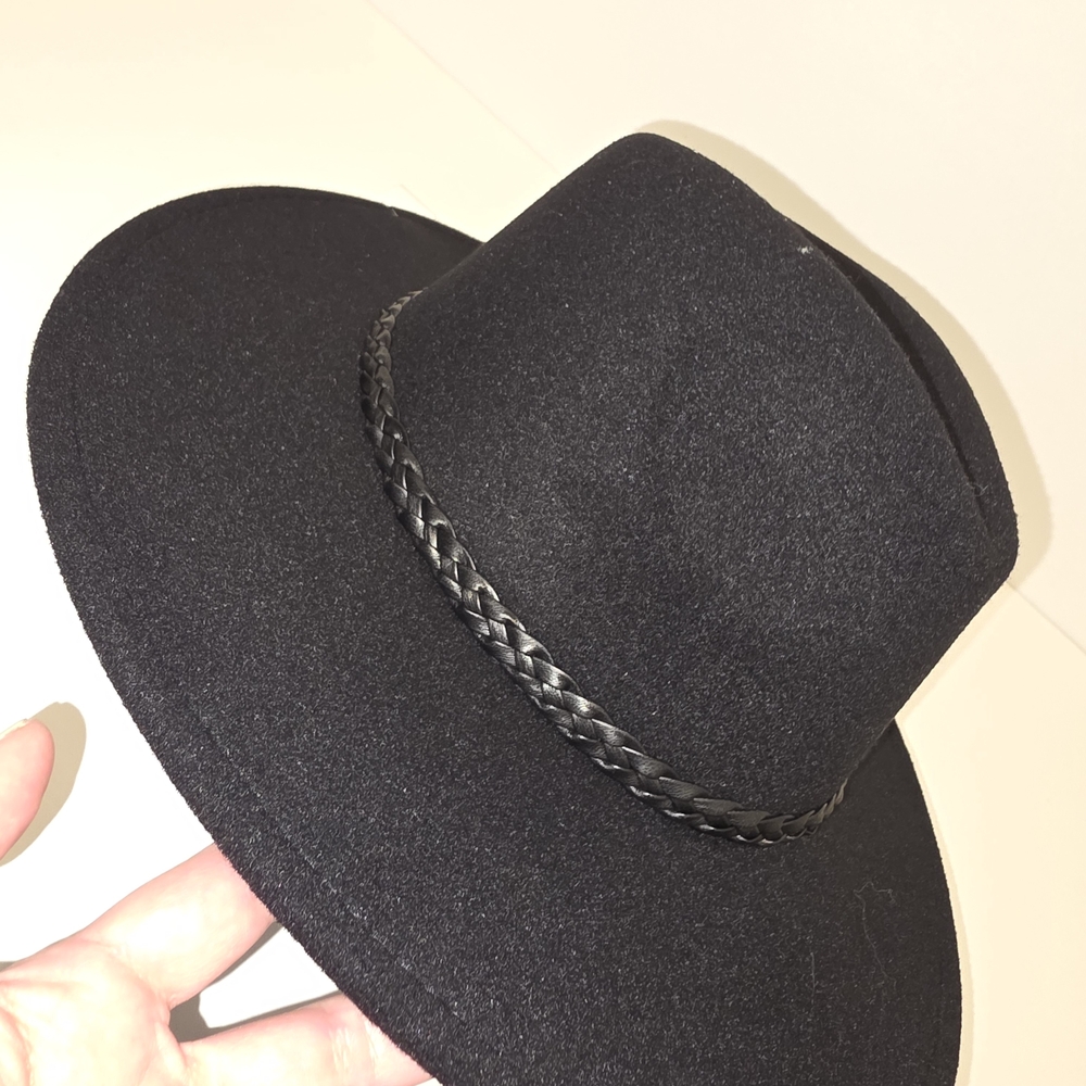Time and Tru Black Wide Brim Hat